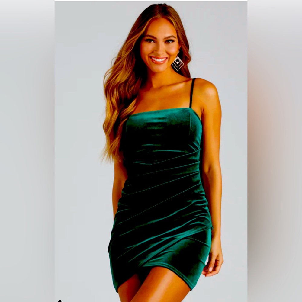 Cheers To That Velvet Mini Dress Size Small